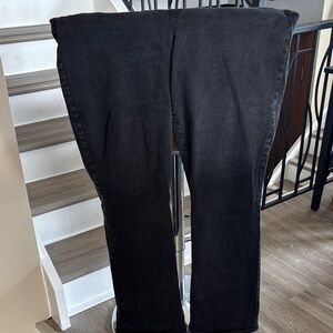 Reitmans Black Straight Leg Jeans - Classic Everyday Fit